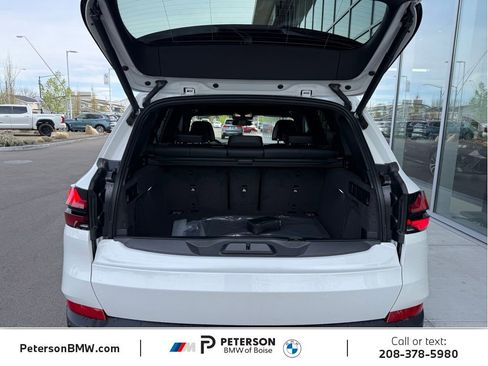 New 2026 BMW X5 xDrive40i AWD/4WD image 10