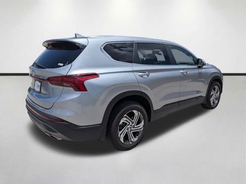 Used 2023 Hyundai Santa Fe SE FWD image 4