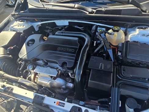 Used 2020 Chevrolet Malibu LT image 21