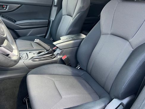 Used 2023 Subaru Crosstrek 2.0i image 10