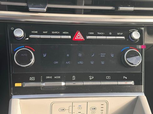 New 2025 Hyundai Santa Fe SEL image 33