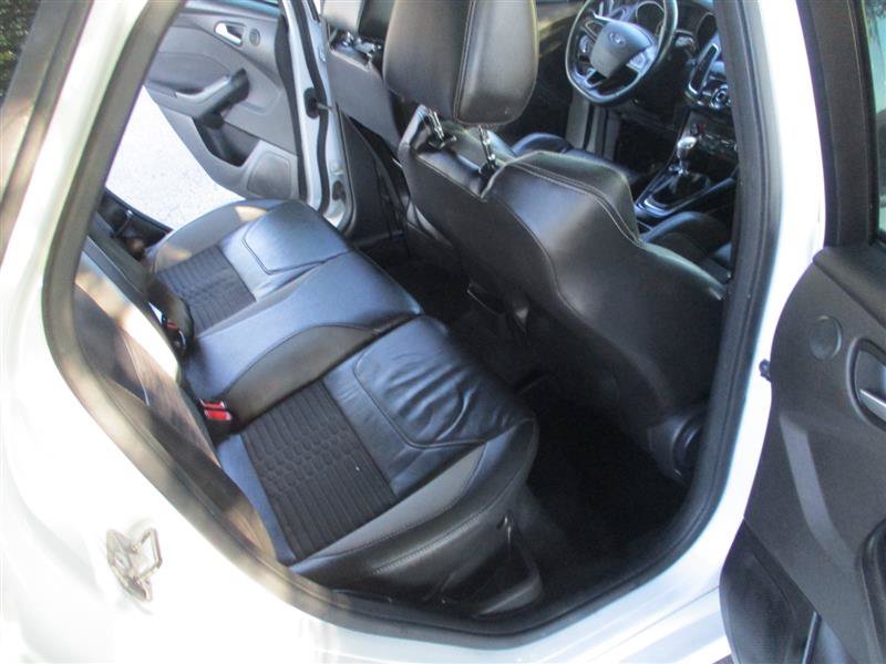 Used 2016 Ford Focus ST w/ Equipment Group 401A FWD image 10