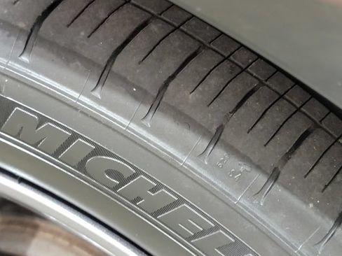 Certified 2023 Honda Accord EX image 11