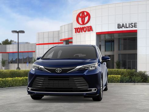 New 2026 Toyota Sienna Limited image 18