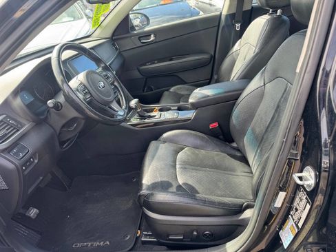 Used 2016 Kia Optima EX w/ Premium Package image 9