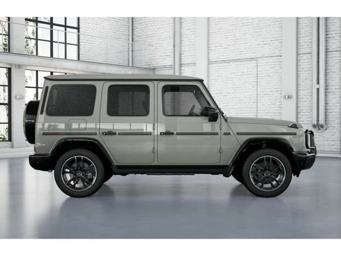 New 2025 Mercedes-Benz G 550 image 2