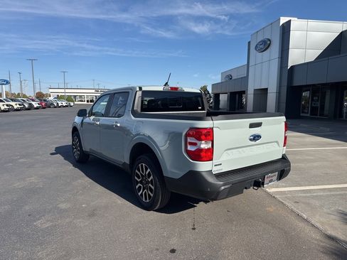 Used 2024 Ford Maverick Lariat image 4