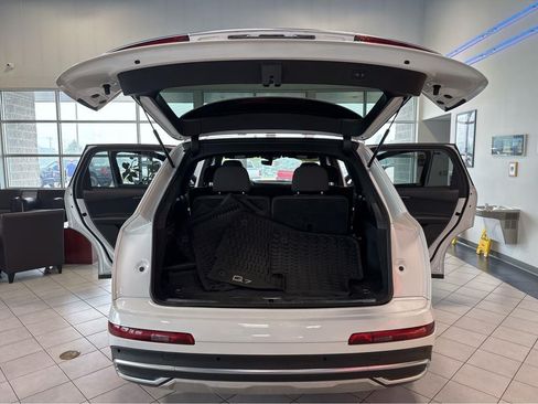 Used 2021 Audi Q7 3.0T Premium w/ Convenience Package AWD/4WD image 13