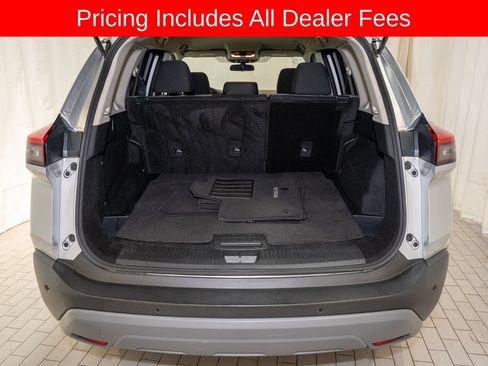 Used 2023 Nissan Rogue SV FWD image 5
