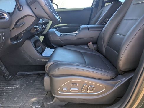 New 2026 Hyundai Palisade Calligraphy AWD/4WD image 13