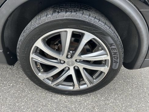 Used 2017 INFINITI QX50 AWD w/ Premium Plus Package image 16