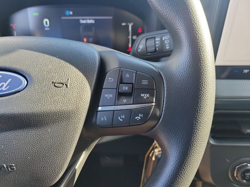 Used 2025 Ford Maverick XL image 7