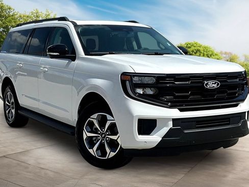 New 2027 Ford Expedition Max Active AWD/4WD image 2