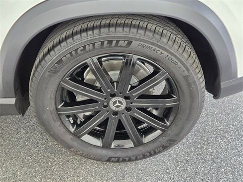 Used 2024 Mercedes-Benz GLE 350 4MATIC image 9