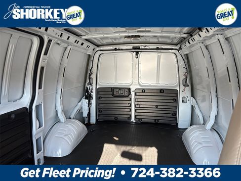 New 2025 Chevrolet Express 3500 Work Van image 20