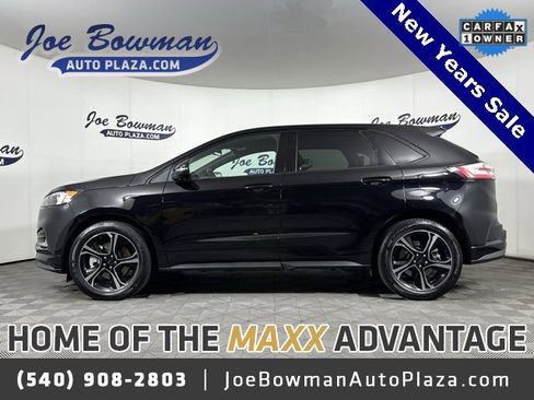 Used 2022 Ford Edge ST image 1