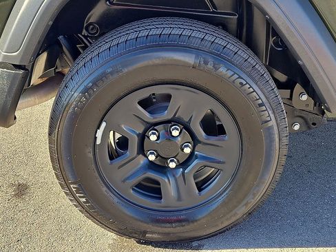 Used 2023 Jeep Wrangler Sport image 7