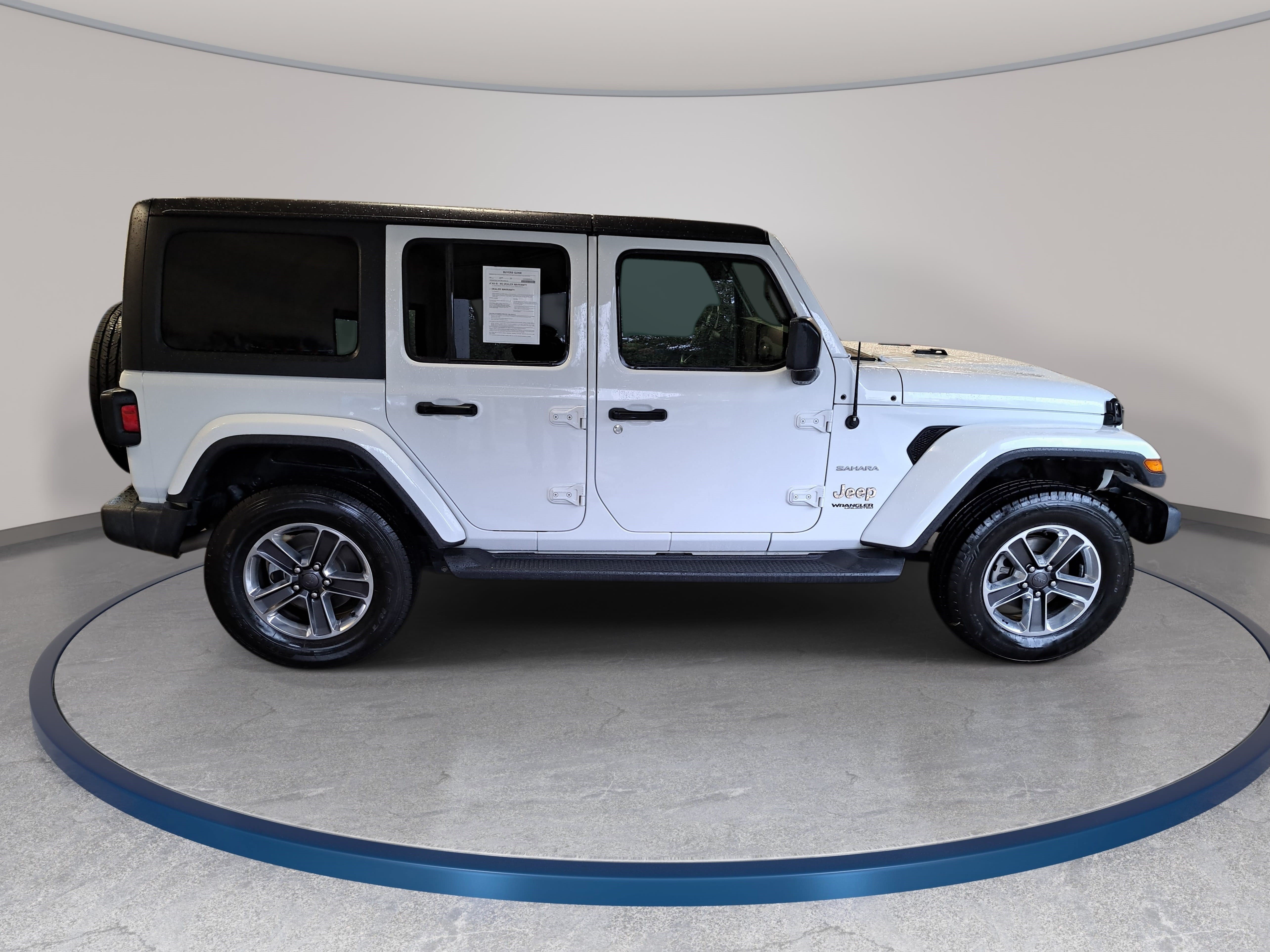 Used 2020 Jeep Wrangler Unlimited Sahara AWD/4WD image 4