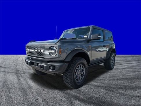 New 2025 Ford Bronco Badlands image 8