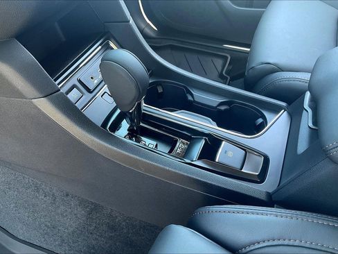 New 2025 Subaru Ascent Bronze Edition image 8