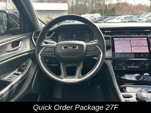 Used 2023 Jeep Grand Cherokee 4WD 4xe image 16