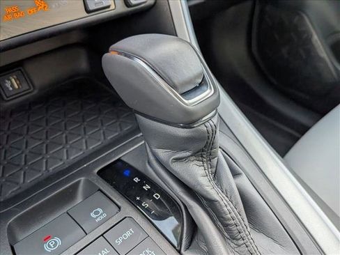 Used 2023 Toyota RAV4 XLE Premium image 12