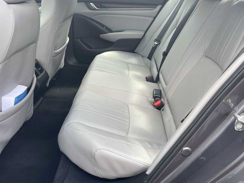 Used 2018 Honda Accord EX-L image 9