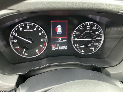 Used 2024 Subaru Crosstrek 2.0i Premium AWD/4WD image 15