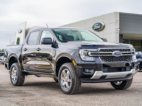 New 2025 Ford Ranger XLT w/ Chrome Accent Package image 1