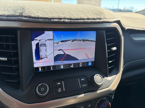 Used 2023 GMC Acadia Denali w/ Denali Ultimate Package image 11