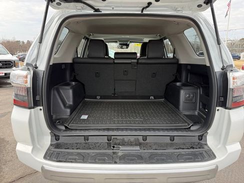 Used 2024 Toyota 4Runner TRD Off-Road Premium image 24