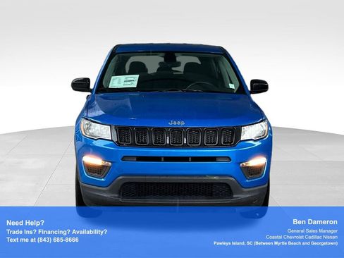 Used 2018 Jeep Compass Sport w/ Tech Group AWD/4WD image 2
