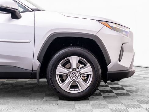 Used 2025 Toyota RAV4 XLE w/ Convenience Package AWD/4WD image 33