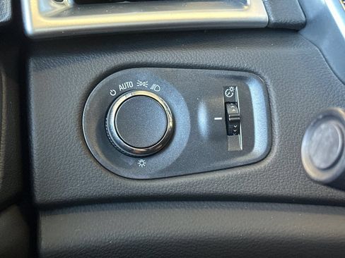Used 2016 Cadillac SRX FWD image 37