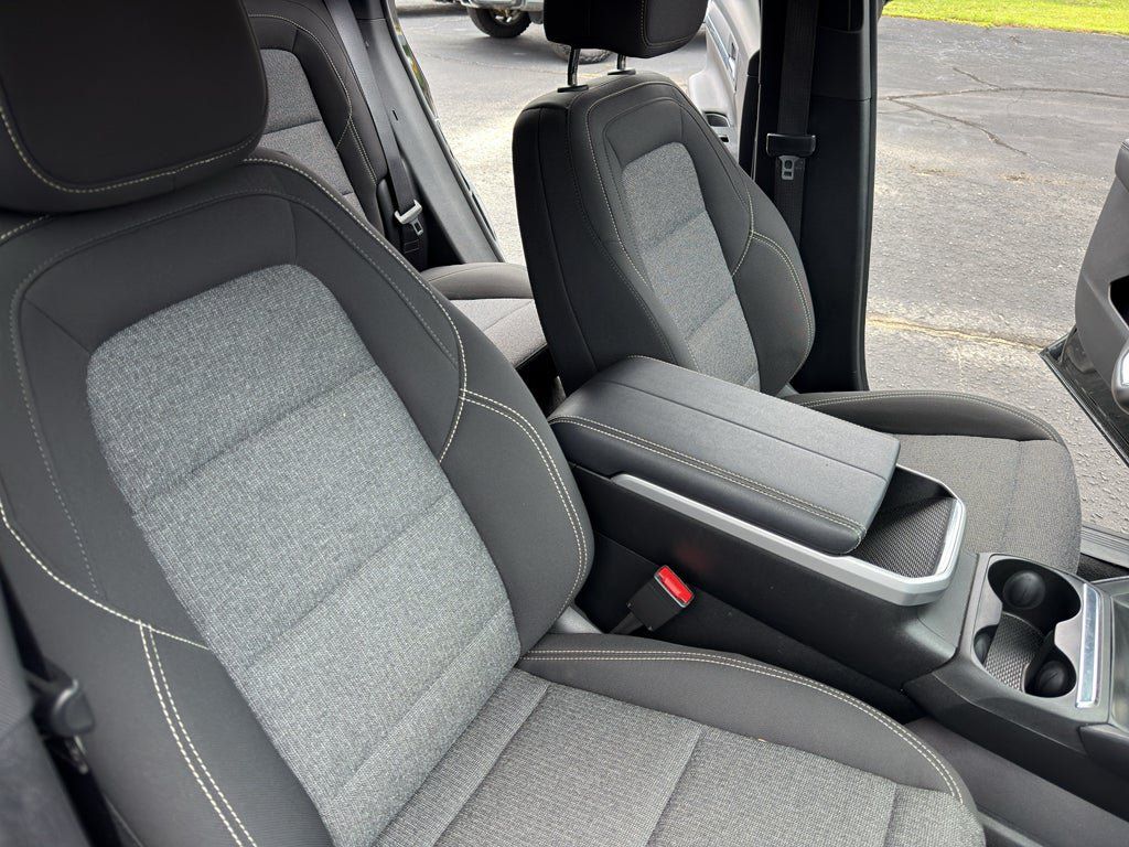 Used 2026 GMC Terrain Elevation FWD image 30