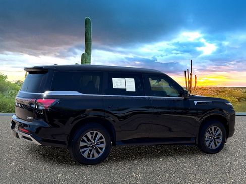 Certified 2026 INFINITI QX80 Pure w/ Cargo Package AWD/4WD image 5