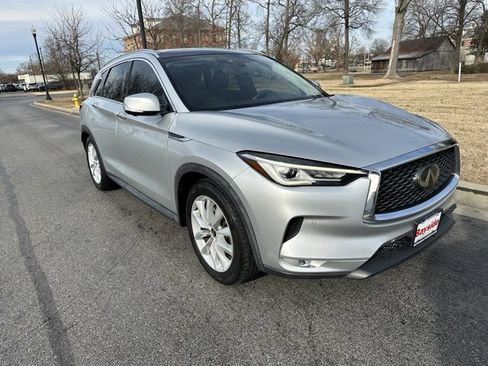 Used 2019 INFINITI QX50 Essential w/ Premium Heat Package image 5