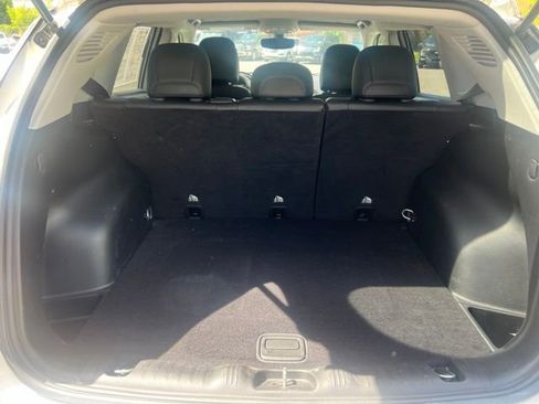 Used 2019 Jeep Compass Latitude w/ Safety & Security Group FWD image 14