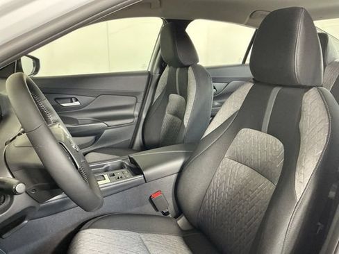 New 2026 Nissan Sentra SV w/ SV Convenience Package FWD image 10