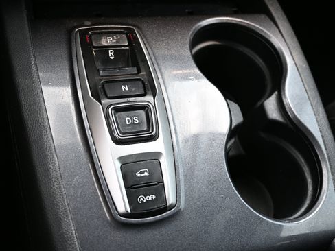 Used 2022 Honda Pilot Sport image 24