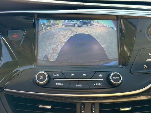 Used 2020 Buick Envision Preferred FWD image 30