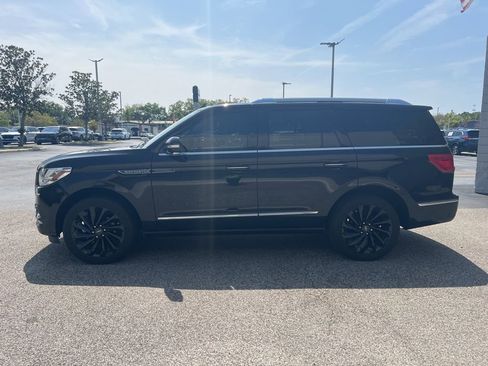 Used 2021 Lincoln Navigator Reserve image 5