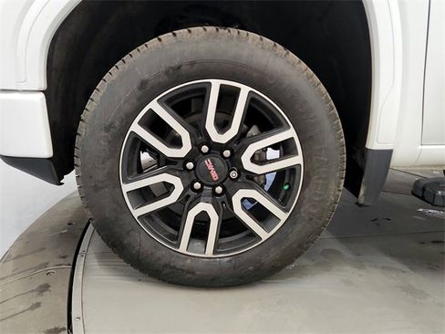 Used 2021 GMC Sierra 1500 AT4 image 17