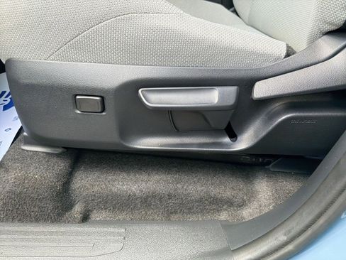 Used 2025 Toyota 4Runner SR5 RWD image 14