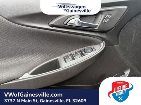 Used 2025 Chevrolet Malibu LS image 15