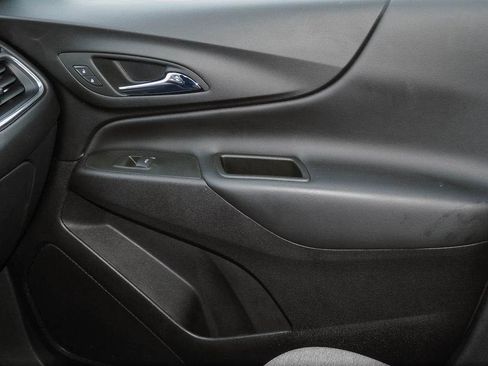 Certified 2024 Chevrolet Equinox LT FWD image 19