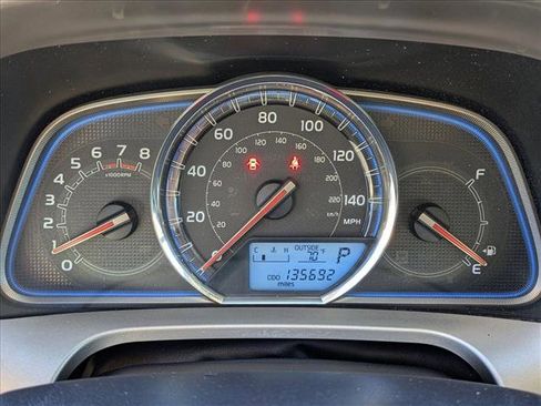 Used 2015 Toyota RAV4 Limited image 11