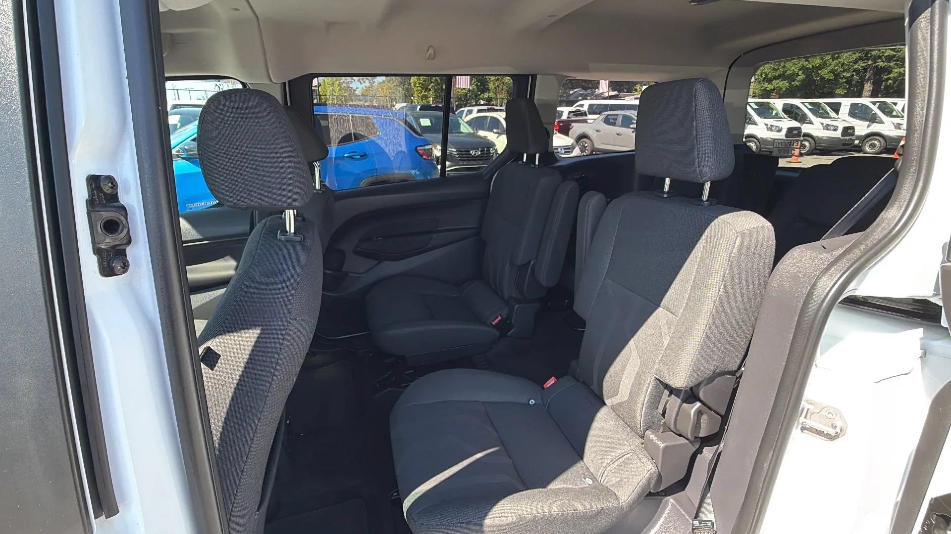 Used 2018 Ford Transit Connect XLT FWD image 20
