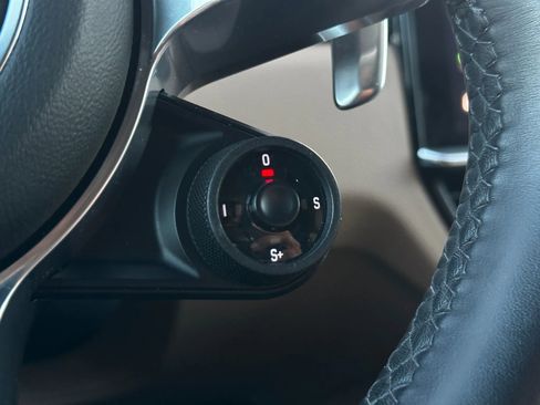 Used 2022 Porsche Cayenne Coupe image 41