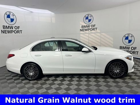 Used 2025 Mercedes-Benz C 300 4MATIC Sedan image 8